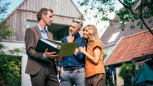 The Most Important Thing to Do After a Real Estate Showing