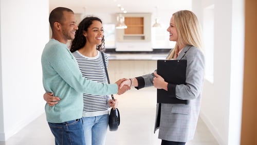 How Real Estate Agents Can Win More Listings in 2023